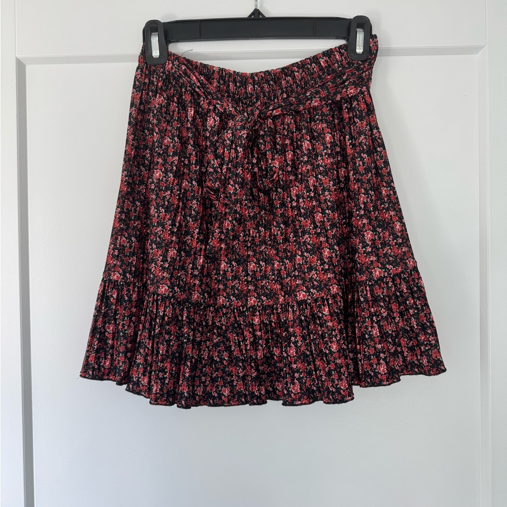 Zara Floral Black and Red Skirt